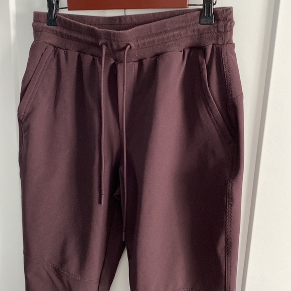 Old Navy Quick Dry Jogger - Picture 2 of 13